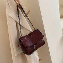 Load image into Gallery viewer, Crossbody Bags for Women Large Capacity High-end Foreign Shoulder Bag Korean Version of The Messenger Bag Retro Messenger Bag