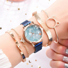 Load image into Gallery viewer, 2019 New brand Starry Sky Women Watch Fashion Elegant Magnet Buckle Vibrato Purple Gold Ladies Wristwatch Luxury Women Watches
