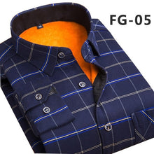 Load image into Gallery viewer, Aoliwen Winter warm shirt plus velvet thickening fashion print plaid shirt long sleeve men&#39;s brand shirt dress shirt sizeL-5XL
